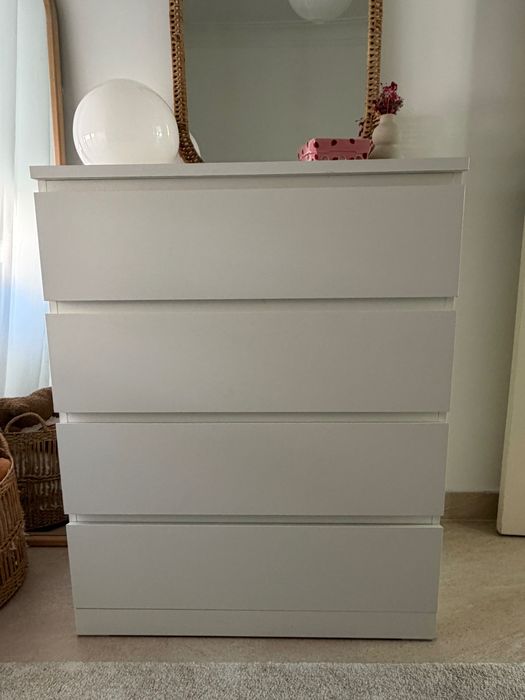 Cómoda Ikea Storlinka
