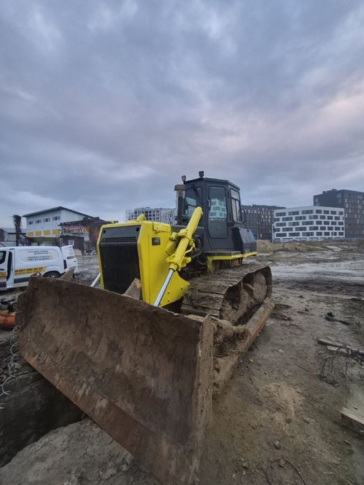 Бульдозер Shantui SD16