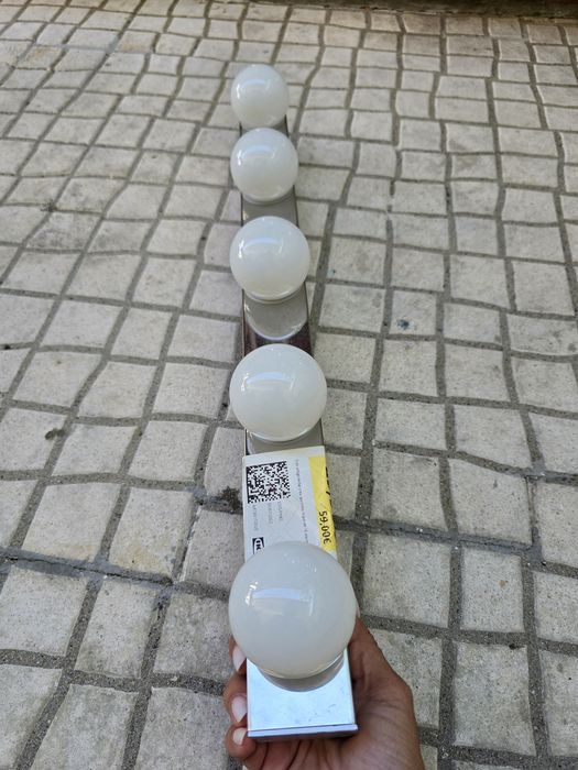 Calha com lâmpadas