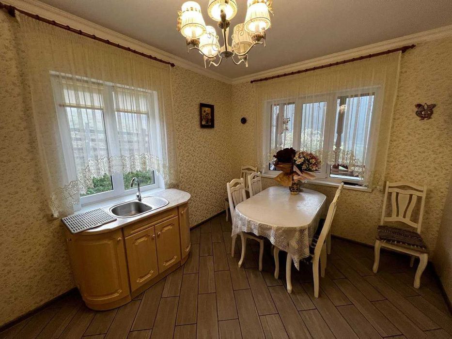 Продаж унікального будинку в серці Карпат- смт.Ворохта