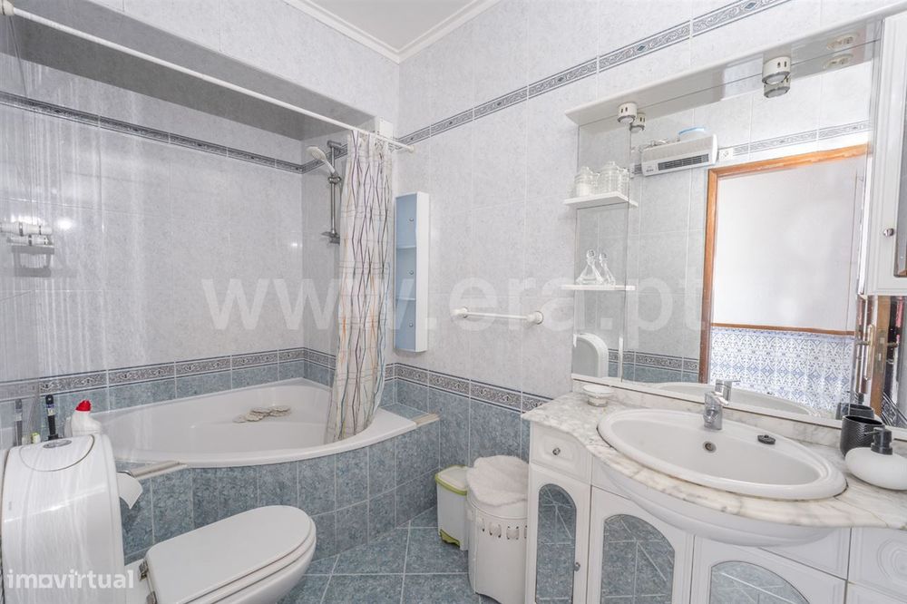 Apartamento T2; Cruz de Pau