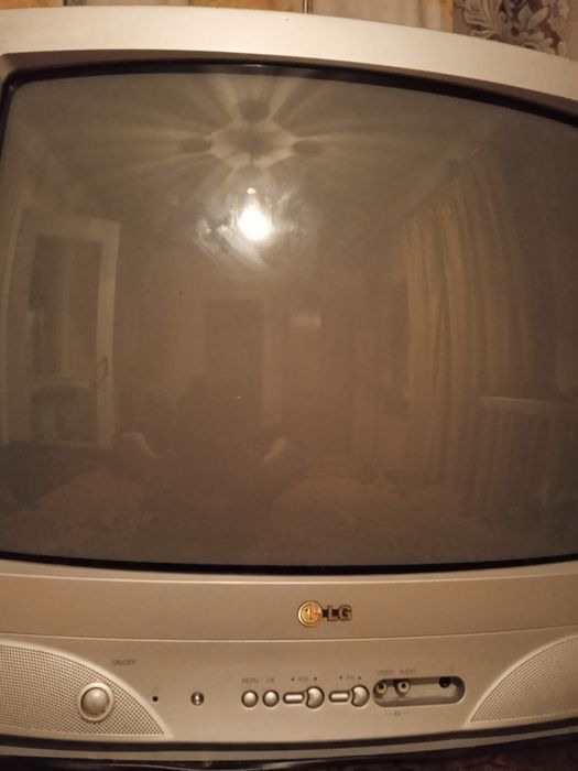 Продам телевізор