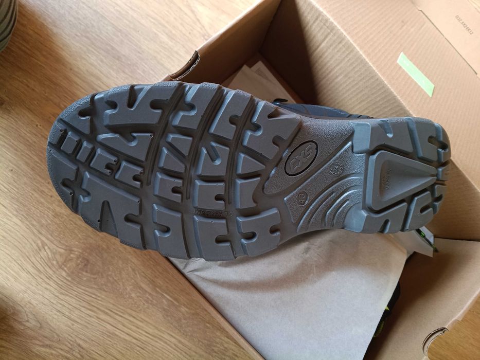 buty 43 CXS universe meteor S3S