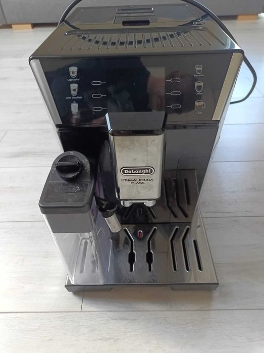 Ekspres De'Longhi PrimaDonna Class
