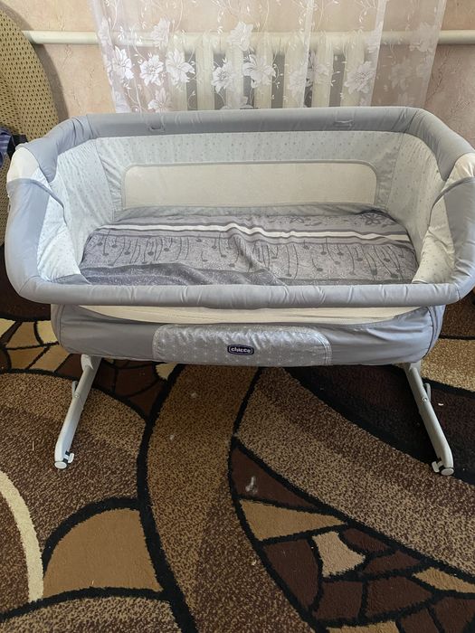 Приставна кроватка Chicco