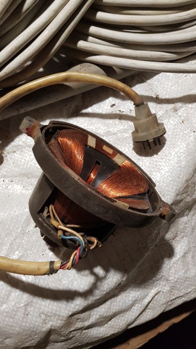 Продам  колонки  Романтика