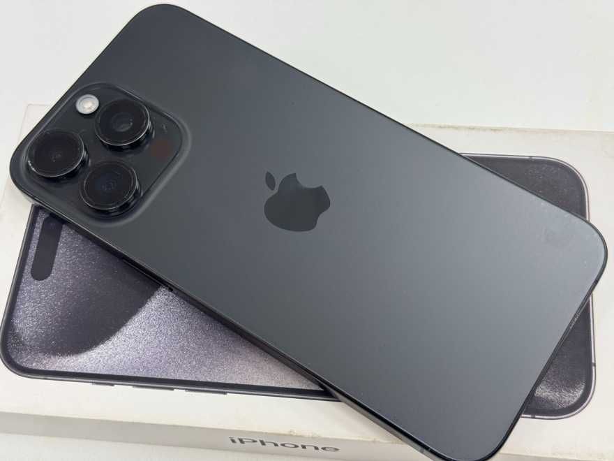 Apple iPhone 15 Pro Max 512GB BAT.90% BLACK FASON STRUGA 7