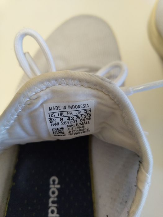 Tênis / sapatilhas Adidas, tamanho 42