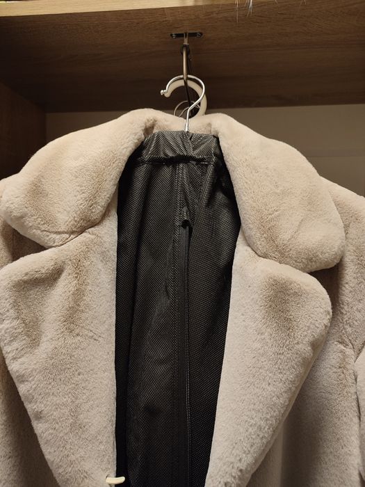 Продам шубу штучне хутро