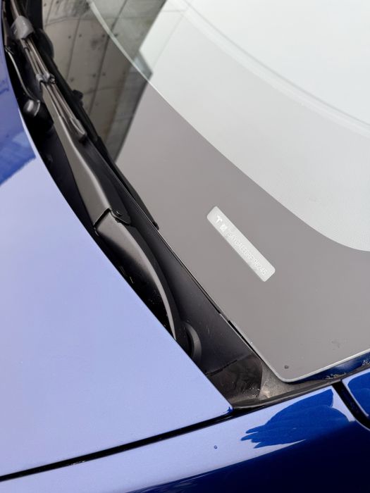 Tesla Y dual motor 2024