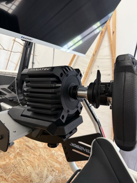 Sprzedam profesionalny zestaw do simracingu