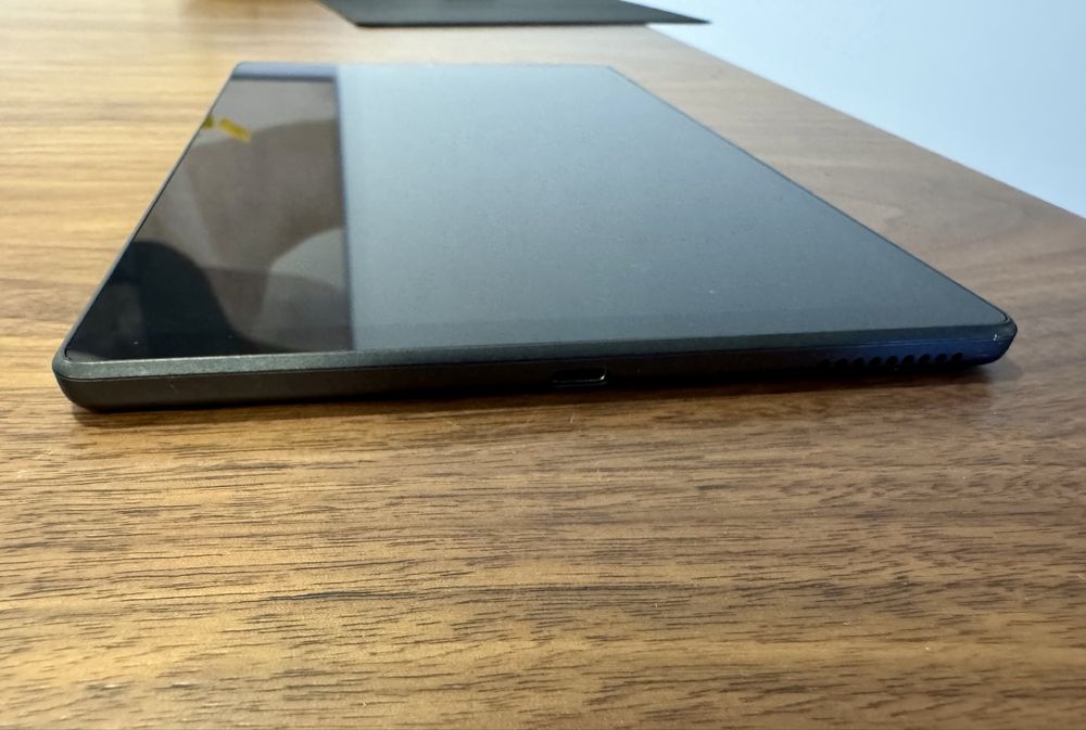 Lenovo Tab M10 FHD Plus (4GB RAM / 64GB)