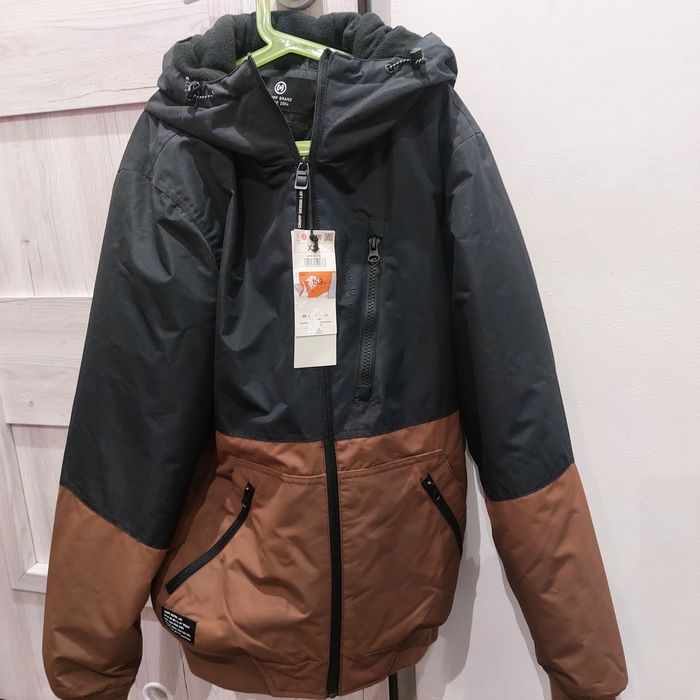 Zimową kurtka  młodzieżową XS cropp