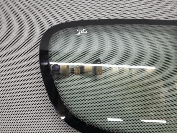 Vidro do painel trás direito PEUGEOT 206 (2A/C)