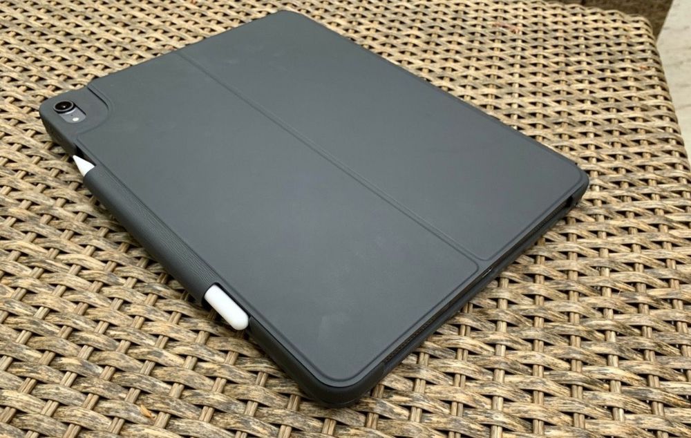 Logitech Slim Folio Pro for iPad Pro 11-inch