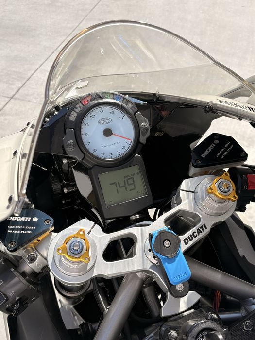 Ducati 749