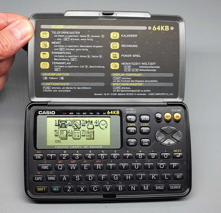 Kalkulator Organizer CASIO Digital Diary SF-4600B 64 KB vintage