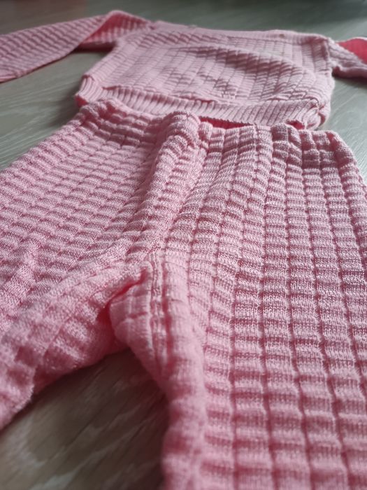 Дитячий костюмчик на дівчинку р.92