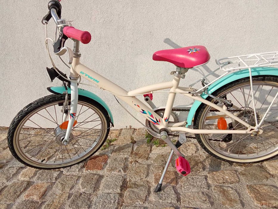 Bicicleta de Menina B'Twin Mistigirl Roda 20 – Ótimo Estado