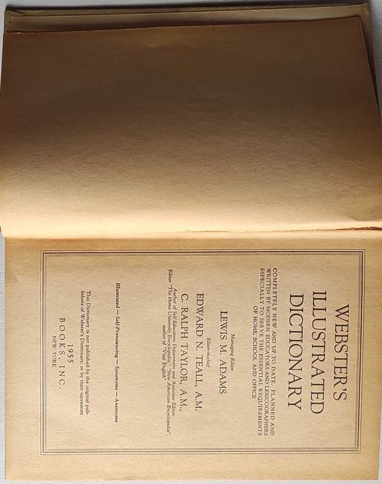 E2 - Dicionário - Webster´s Illustrated Dictionary