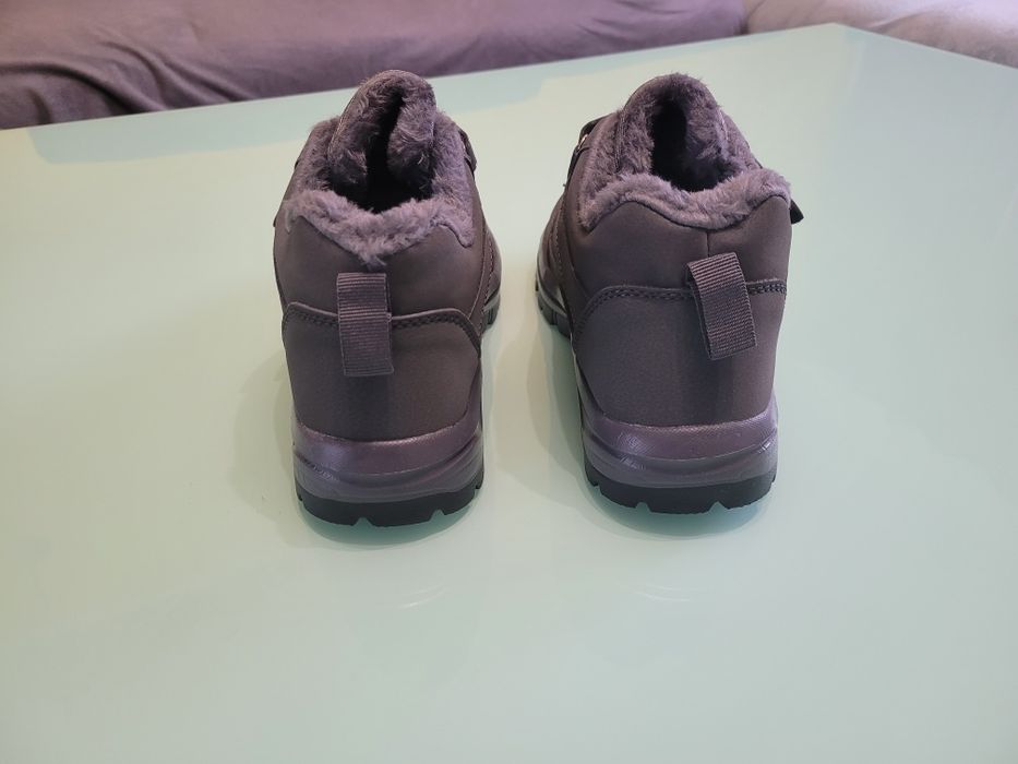 Nowe ocieplane buty damskie