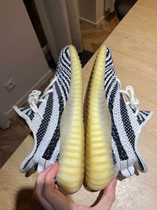adidas Yeezy boost 350 v2 zebra 40 2/3 beluga onyx black white bone c