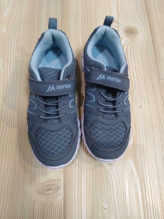 buty sportowe Martes, r. 32, stan idealny, cena 40 zł
