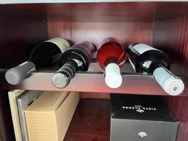 Aparador de Madeira Maciça Tratada64750640350979124