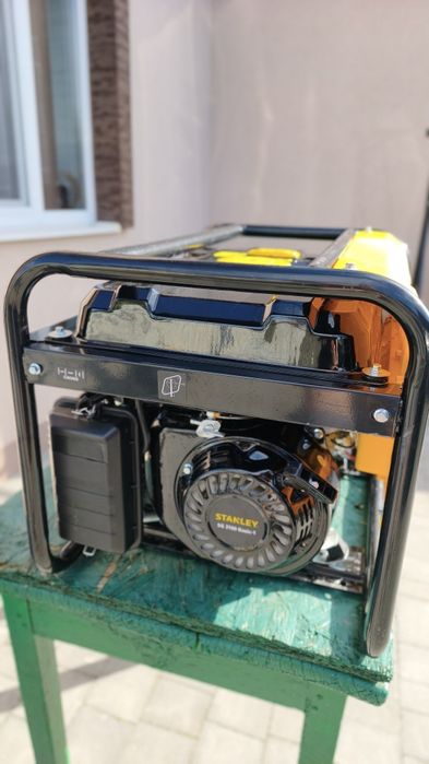 Бензиновий генератор STANLEY SG 3100 Basic-1