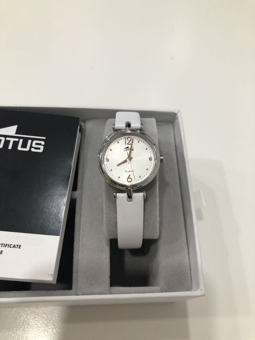 RELÓGIO LOTUS COM PULSERA DE COURO, MULHER
