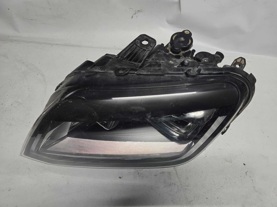 lampa przód VW Amarok lift 2H3 xenon led