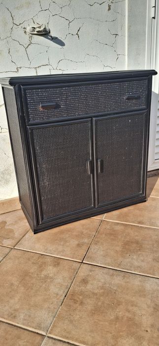 Aparador/Movel de vime preto