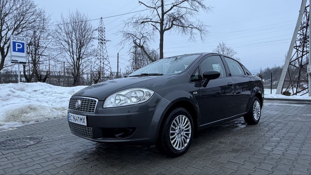 Фіат Лінеа 2011р, 1.4 бензина fiat linea