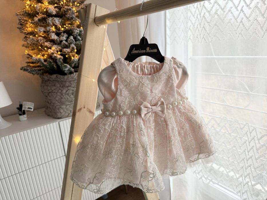 Sukienka American princess 3-6 miesiecy rozmiar 62-68