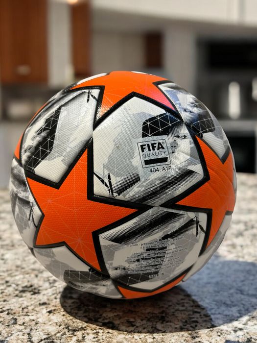 М'яч футбольний UCL Ліга Чемпіонів Новий розмір 4