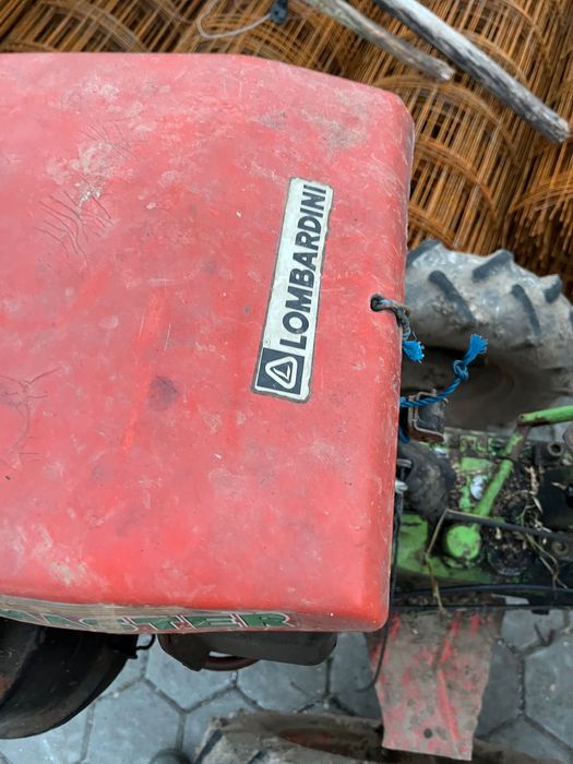 Motocultivador com reboque