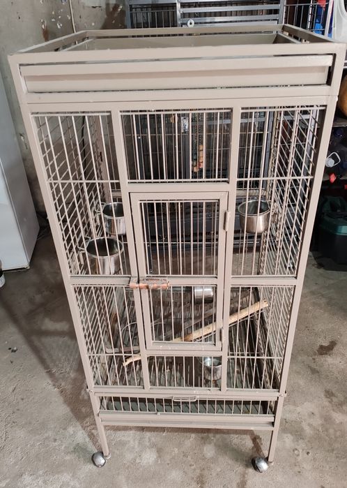 Gaiola de marca montana para papagaios