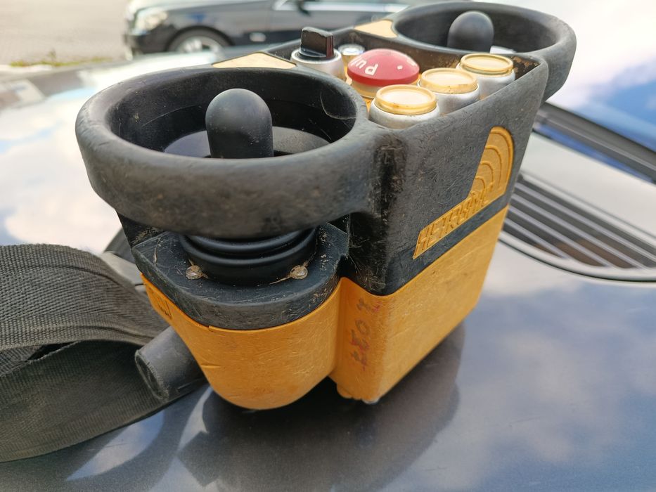 Sterowanie radiowe pilot dźwig żuraw hds Hetronic Steuersysteme bomag