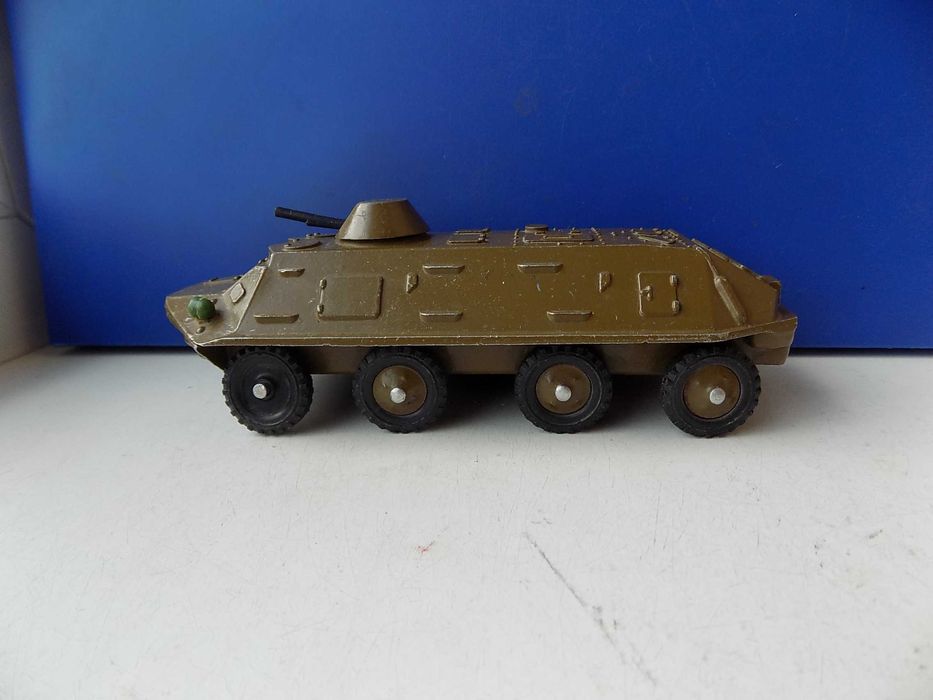БТР Военная техника сделано в СССР 1:72 металл