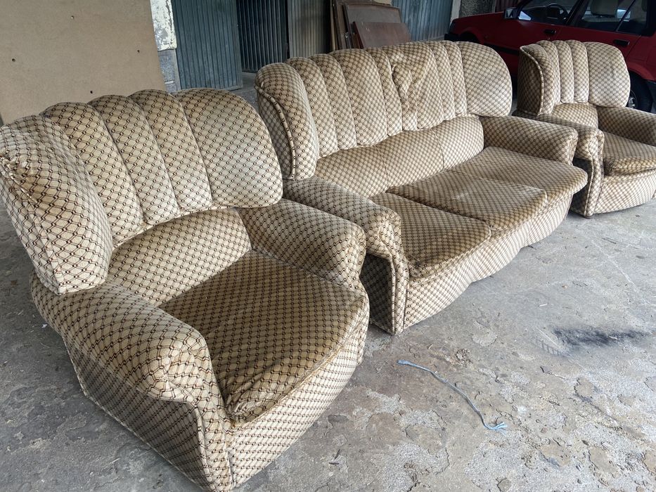 1 terno de sofás