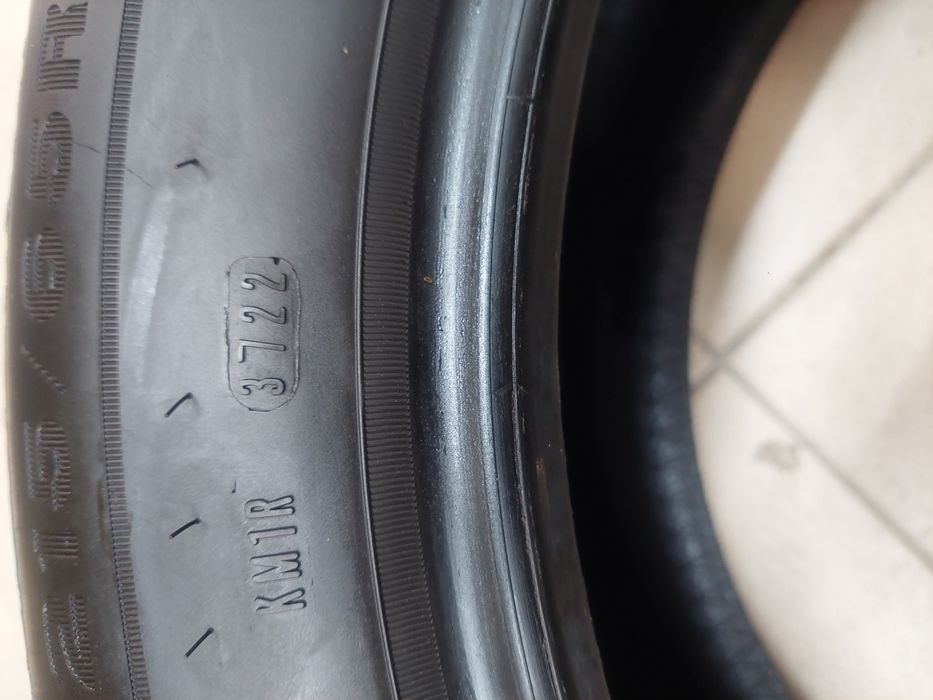 Пара зимової гуми зима зимня Dunlop R17 215 65
