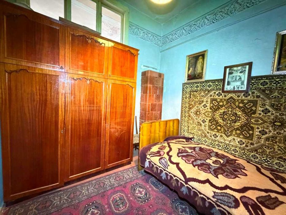 Продаж 3 кімнатної квартири у центрі міста Стрия