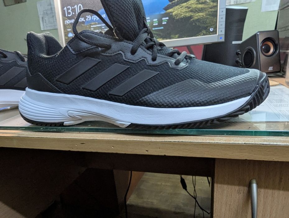 Кросівки adidas gamecourt 2