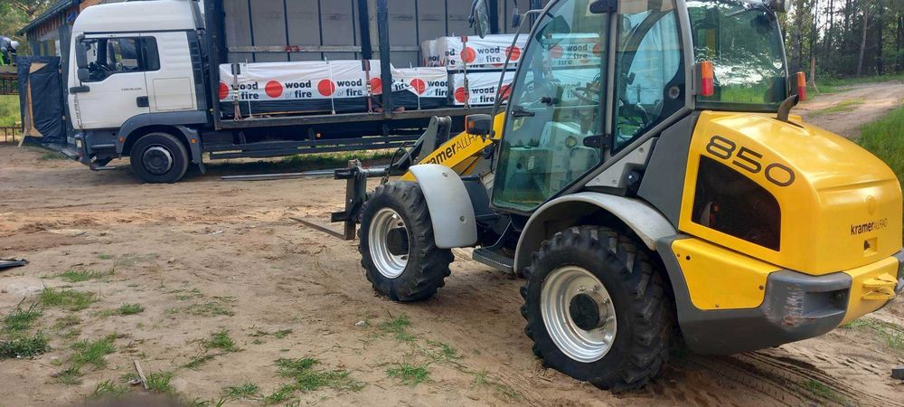 Prace ziemne usługi minikoparka mini koparka kopanie wykopy wiertnica