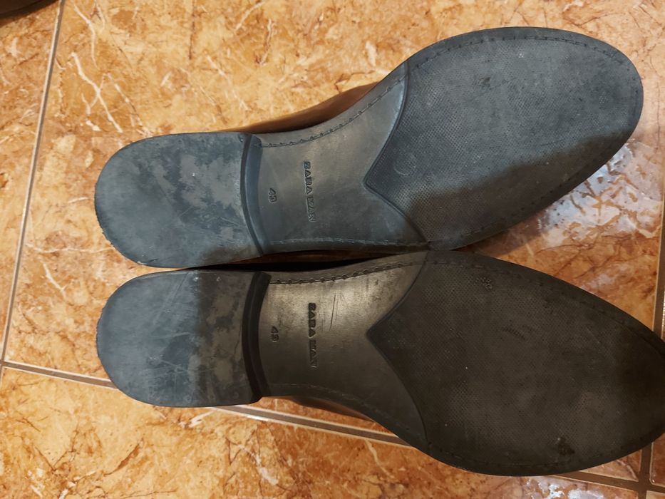 Туфлі ,лофери Zara ,чоловічі коричневий колір