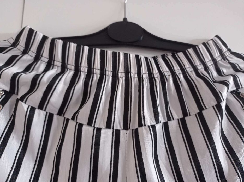 Spodnie letnie w paski