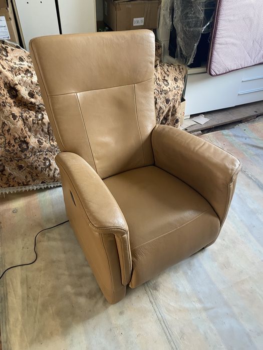 Шкіряне крісло реклайнер релакс