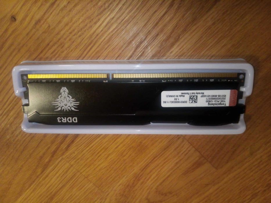 DDR3 8GB Desktop RAM 1600MHz PC3-12800 Pamięci Stacjonarny Komputera