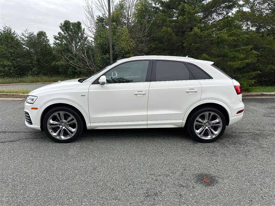 Audi Q3      2018