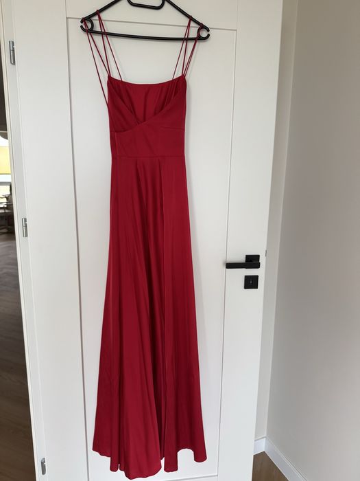Sukienka czerwona C&A clockhouse długa z rozcięciem L 42 wesele